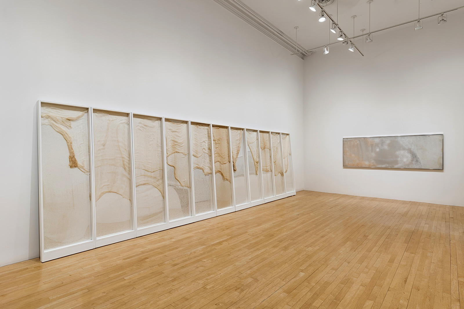 installation view of the Hèlene Aylon exhibition at Kerry Schuss
